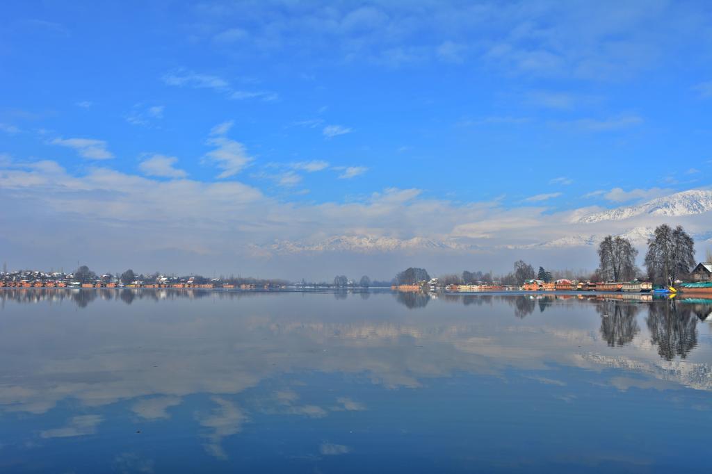 Golden Flower Heritage Houseboat Hotell Nagin Bagh Exteriör bild